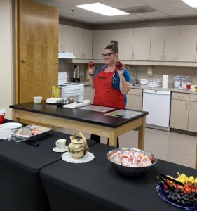 Jamie teaching nutrition lesson